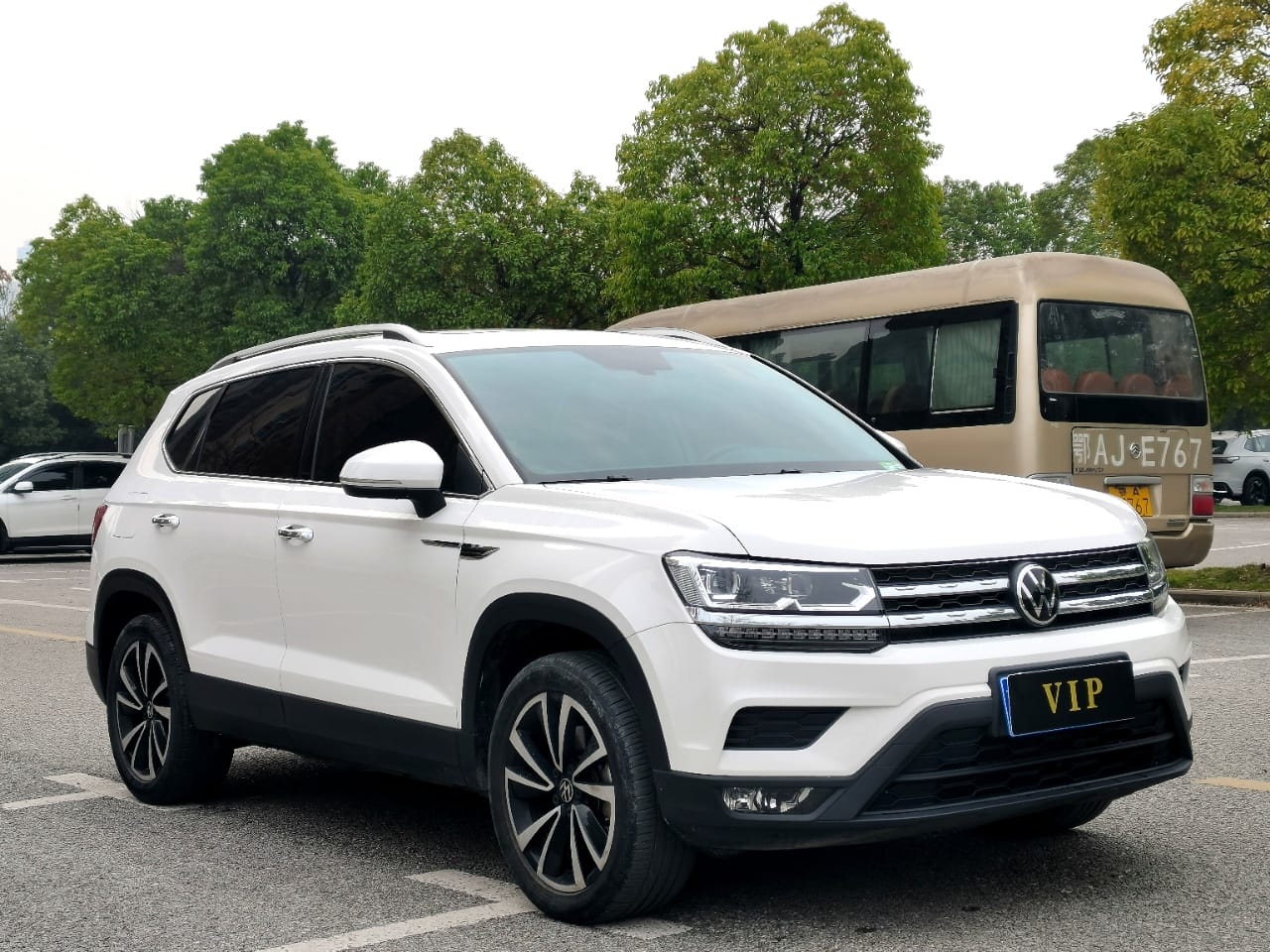 Volkswagen Tharu 280TSI Deluxe Edition PLUS