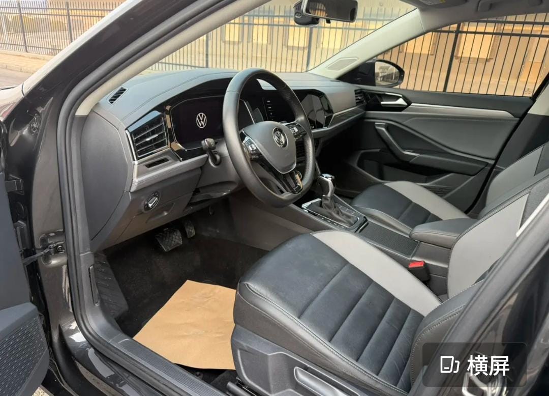 Volkswagen Sagitar 280TSI DSG Overpass Edition