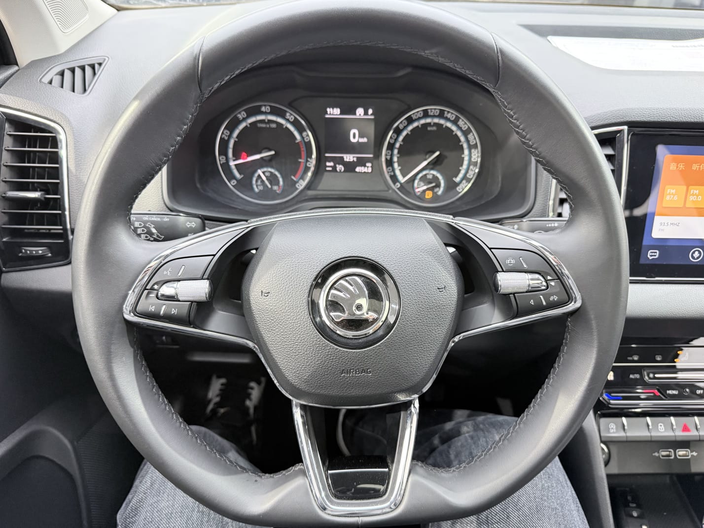 Skoda Karoq 1.4 TSI280 Deluxe Edition
