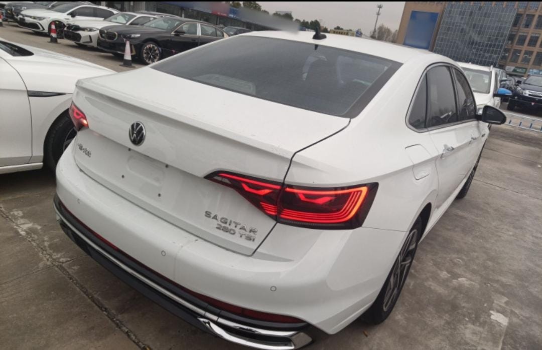 Volkswagen Sagitar 280TSI DSG Oversight Lite Edition