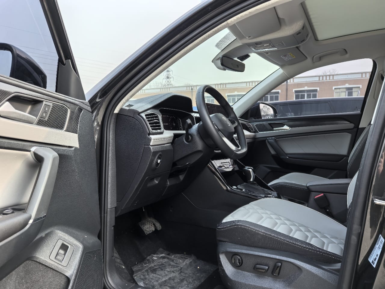 Volkswagen Tayron 280TSI Deluxe PLUS Premium Edition