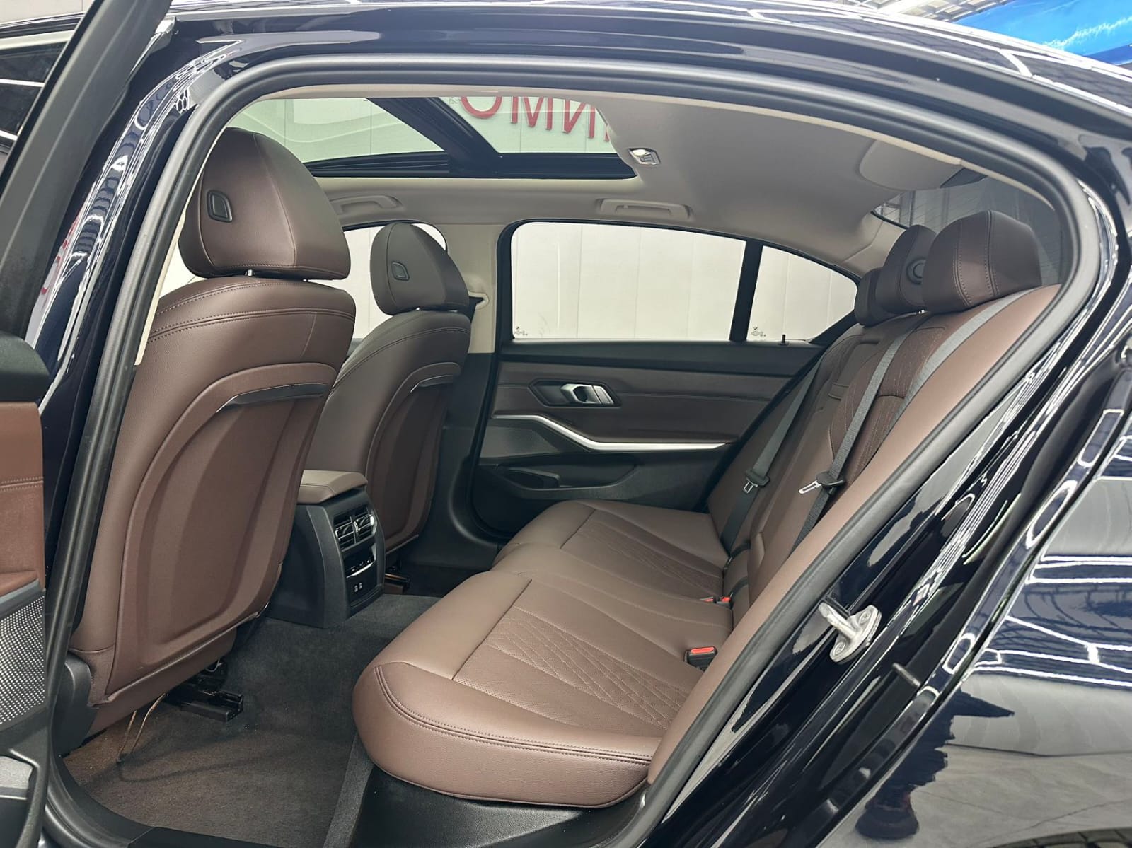 BMW 3 Series 320Li M Sport Package