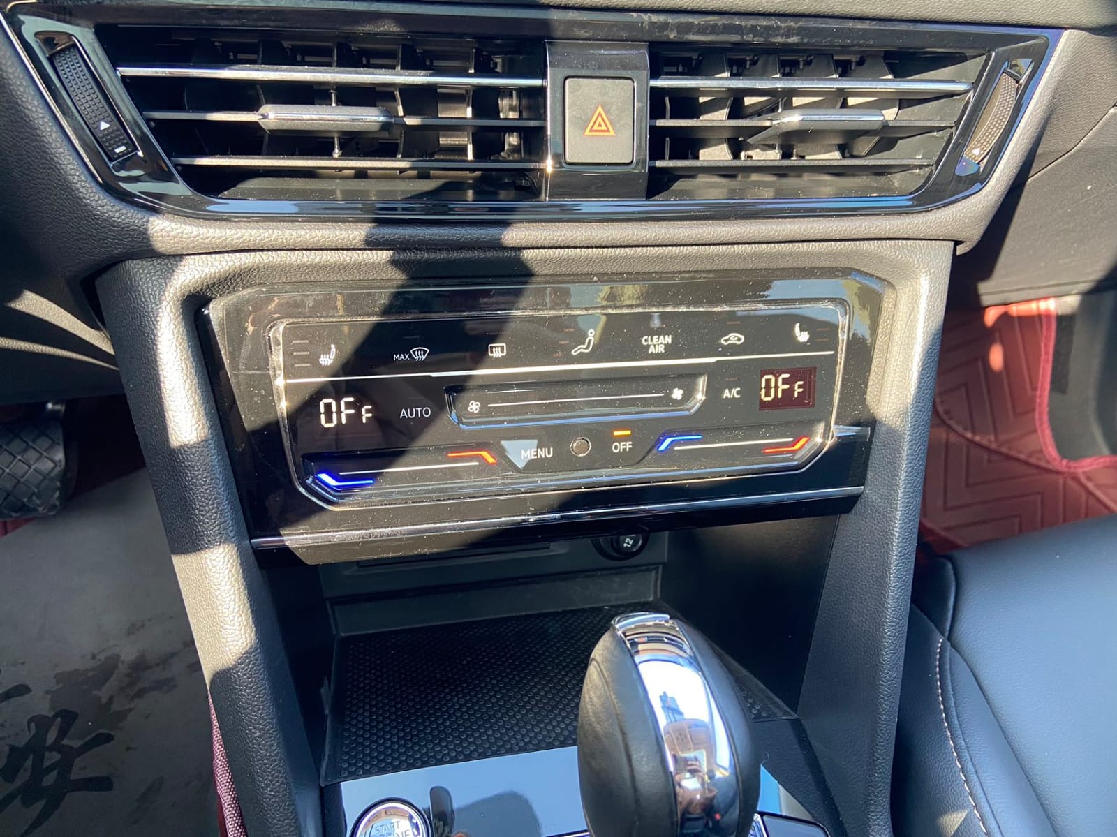 Volkswagen Tharu 1.4T 280TSI Deluxe Edition