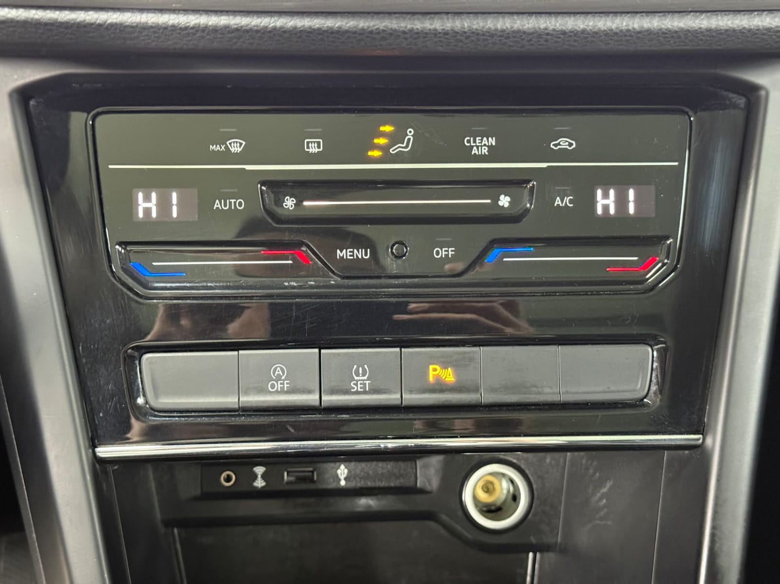 Volkswagen Touran L 280TSI DSG Comfort Edition