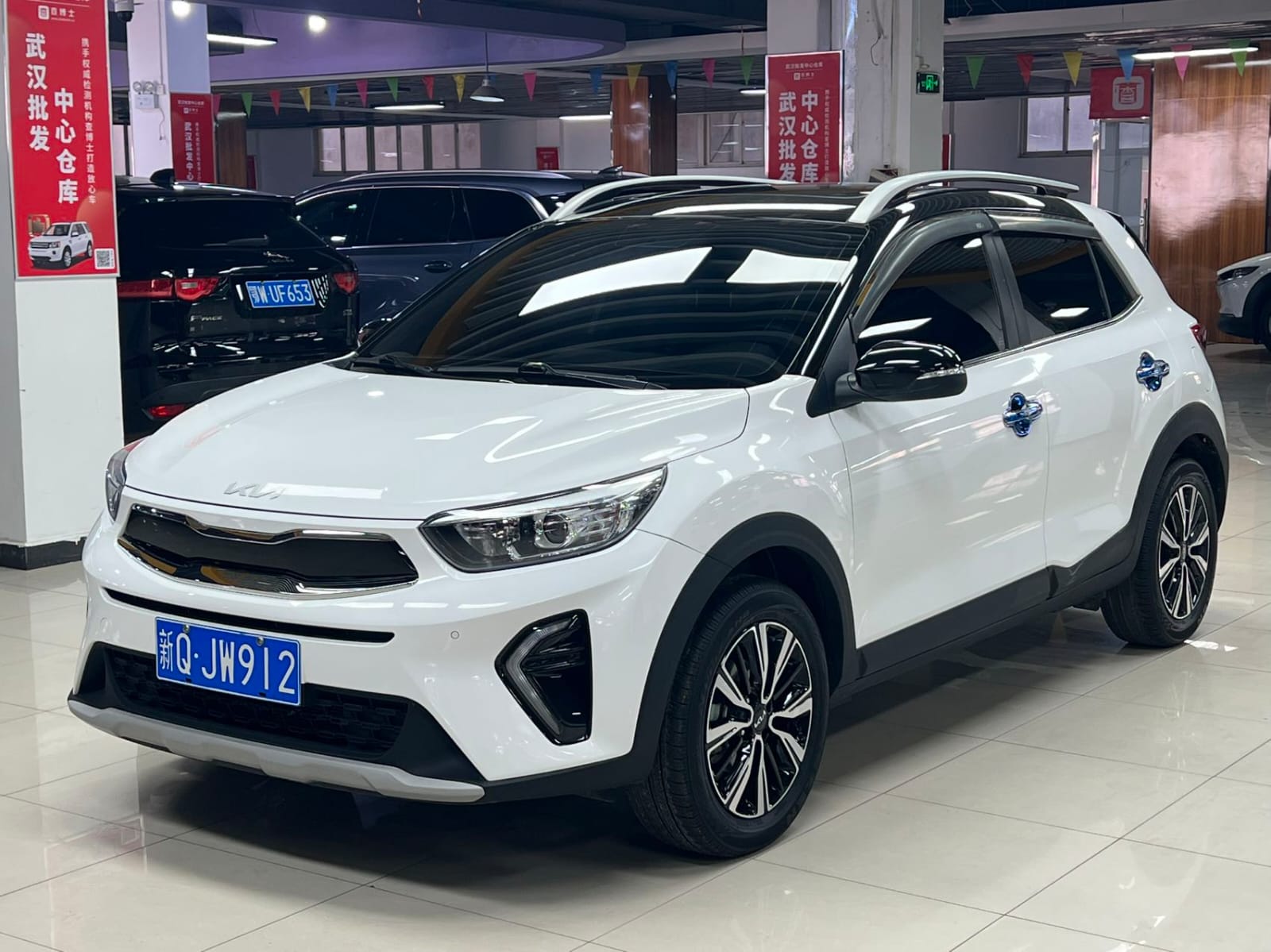 Kia KX1 1.4L CVT Enjoy Skylight Edition