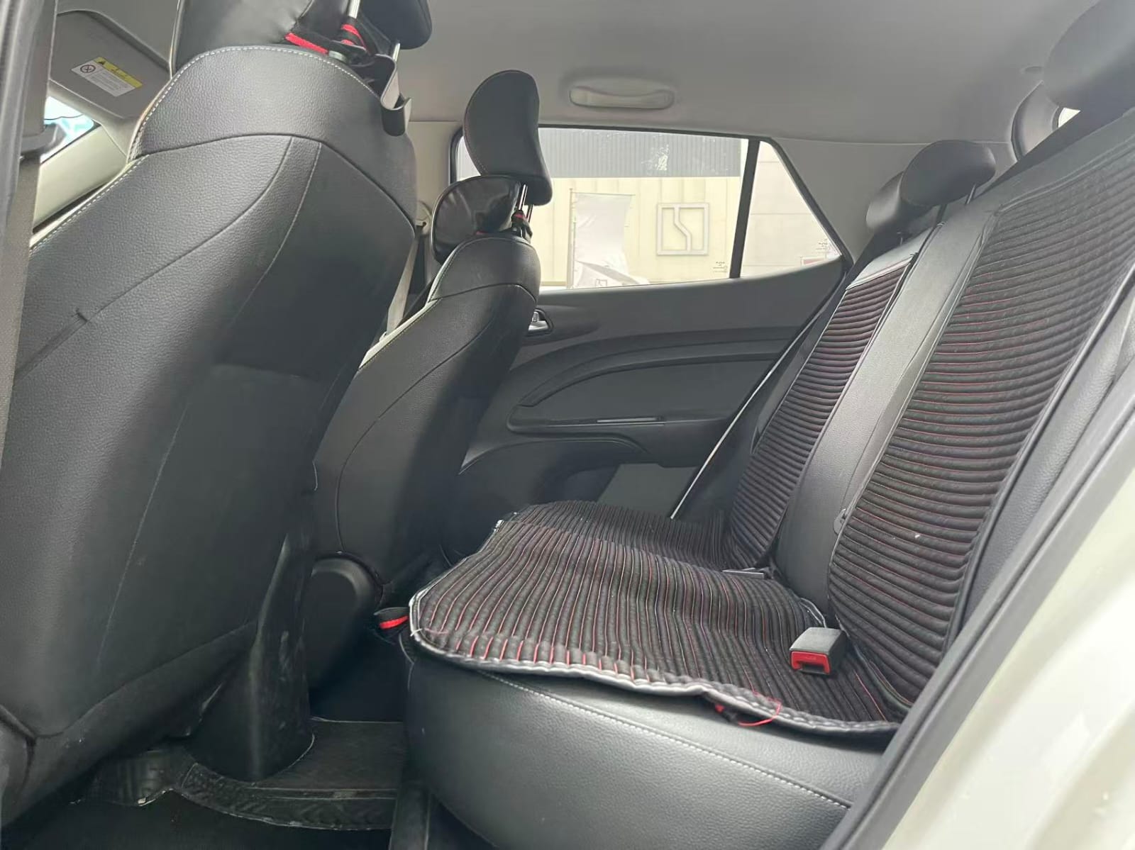 Kia KX1 1.4L Automatic Enjoy Edition