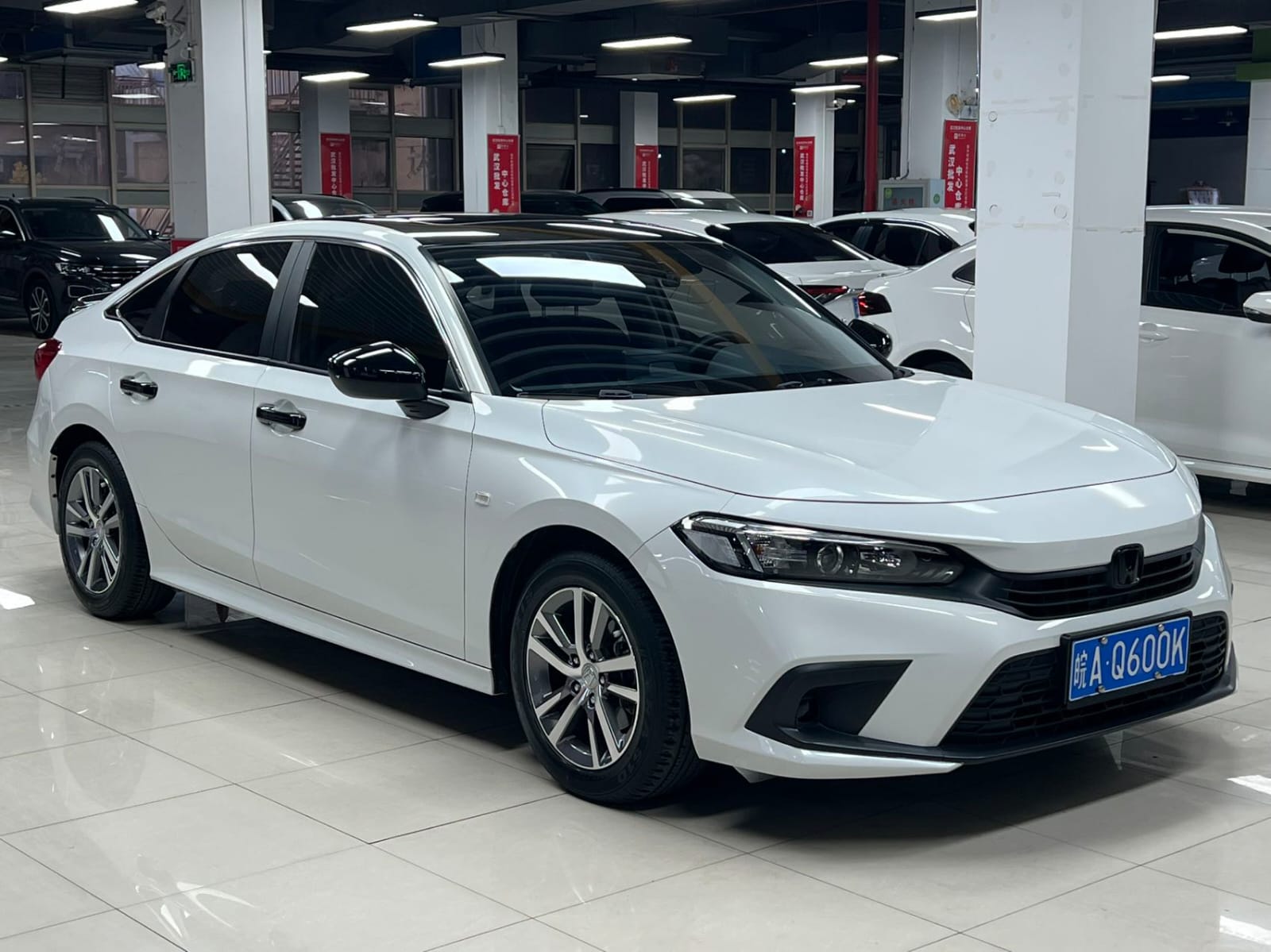 Honda Civic 180TURBO CVT