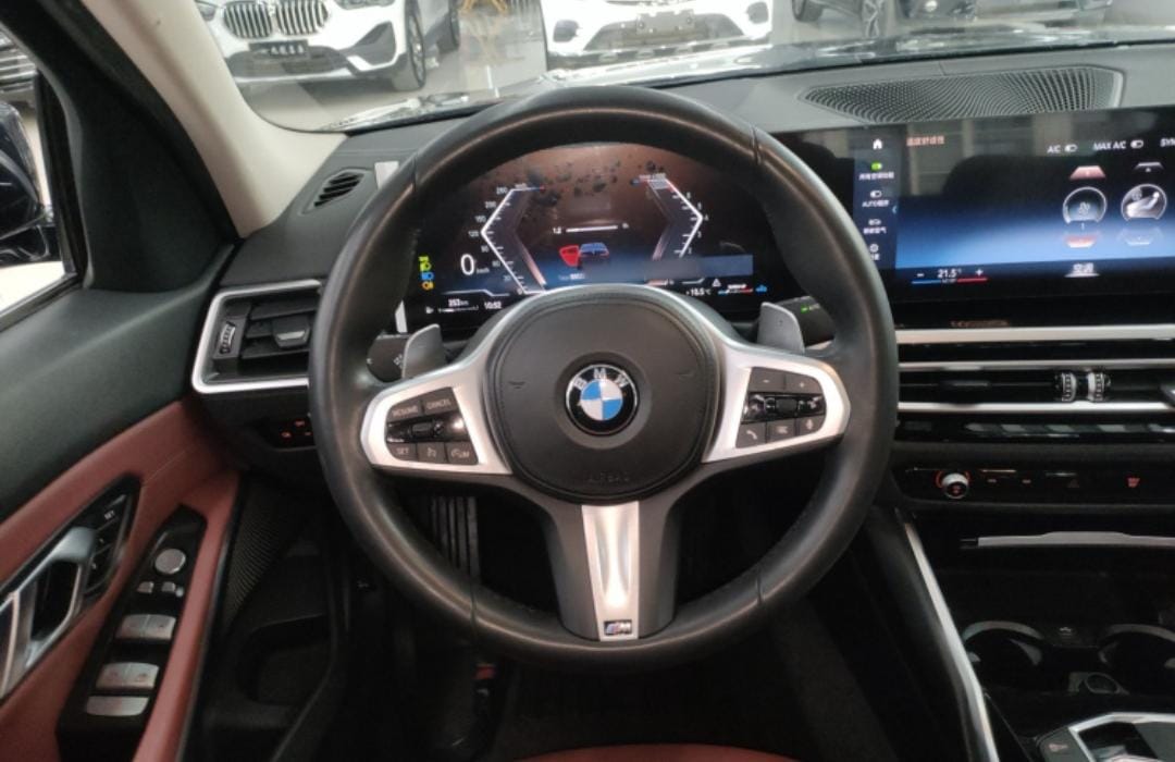 BMW 3 Series 320Li M Sport Suite