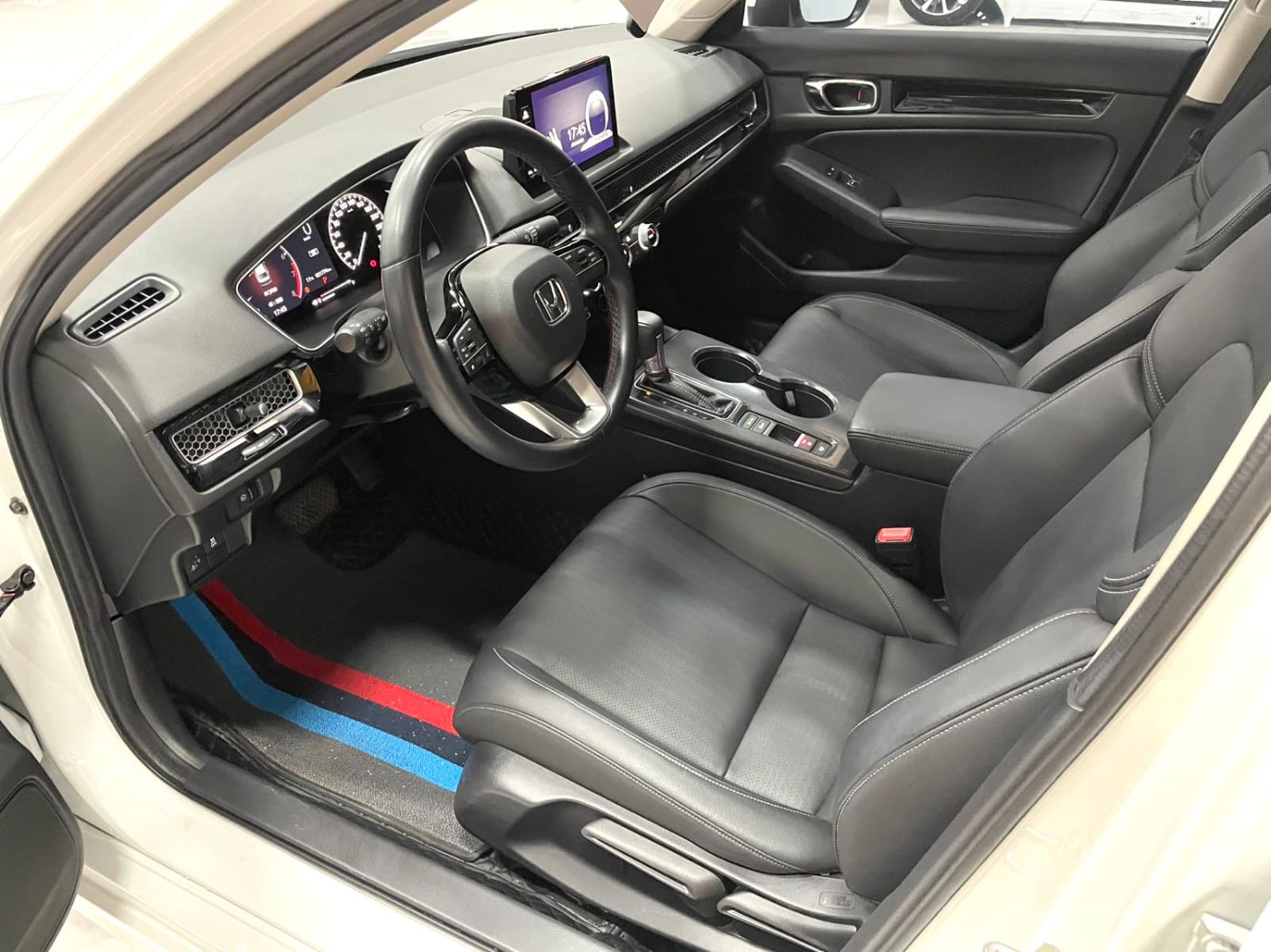 Honda Civic 180TURBO CVT