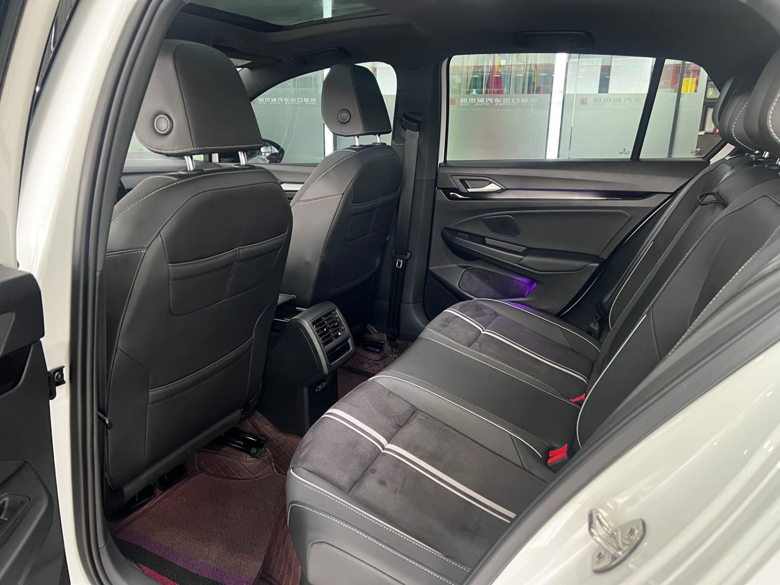 Volkswagen Golf 280TSI DSG R-Line