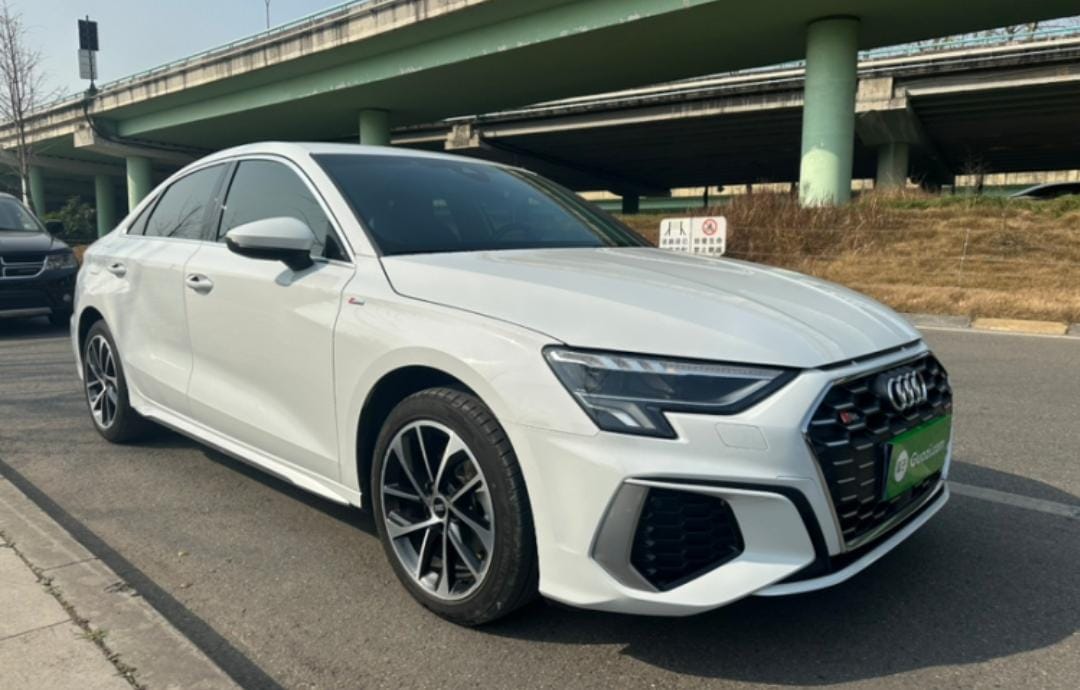 Audi A3L Limousine 35 TFSI Sport Edition