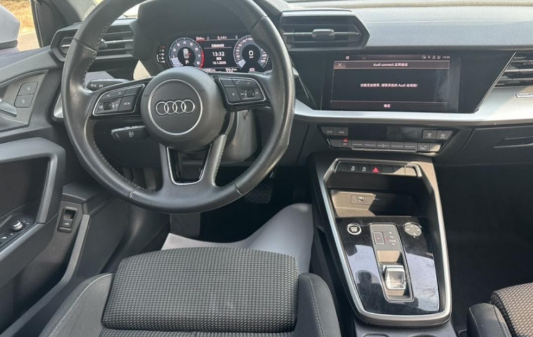 Audi A3L Limousine 35 TFSI Sport Edition