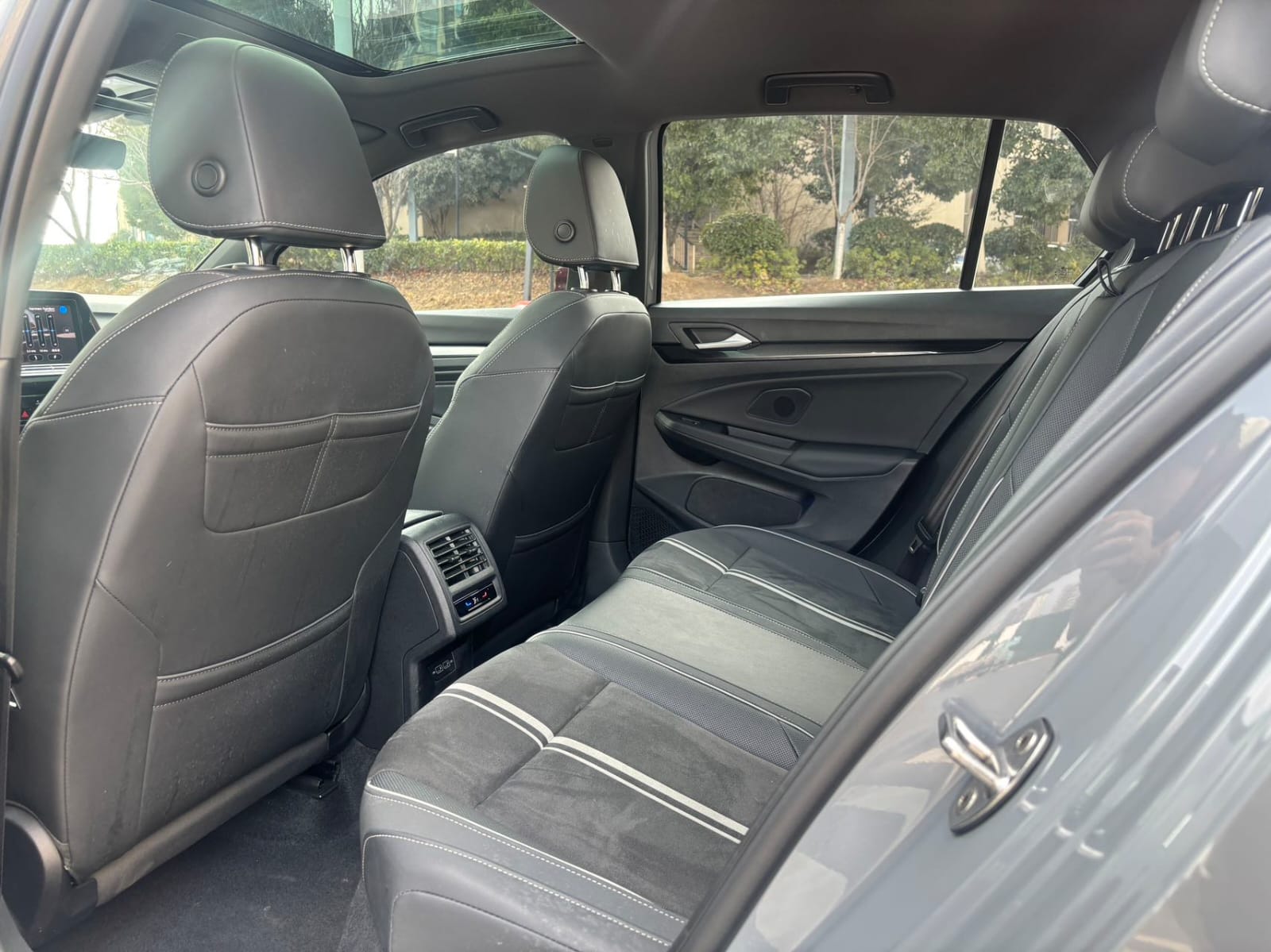 Volkswagen Golf 280TSI DSG R-Line