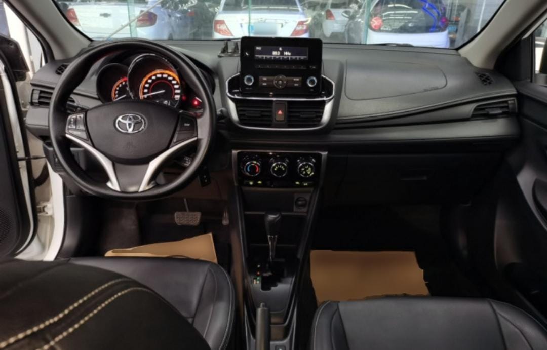 Toyota Yaris L Glamour X 1.5L CVT Leading PLUS Edition