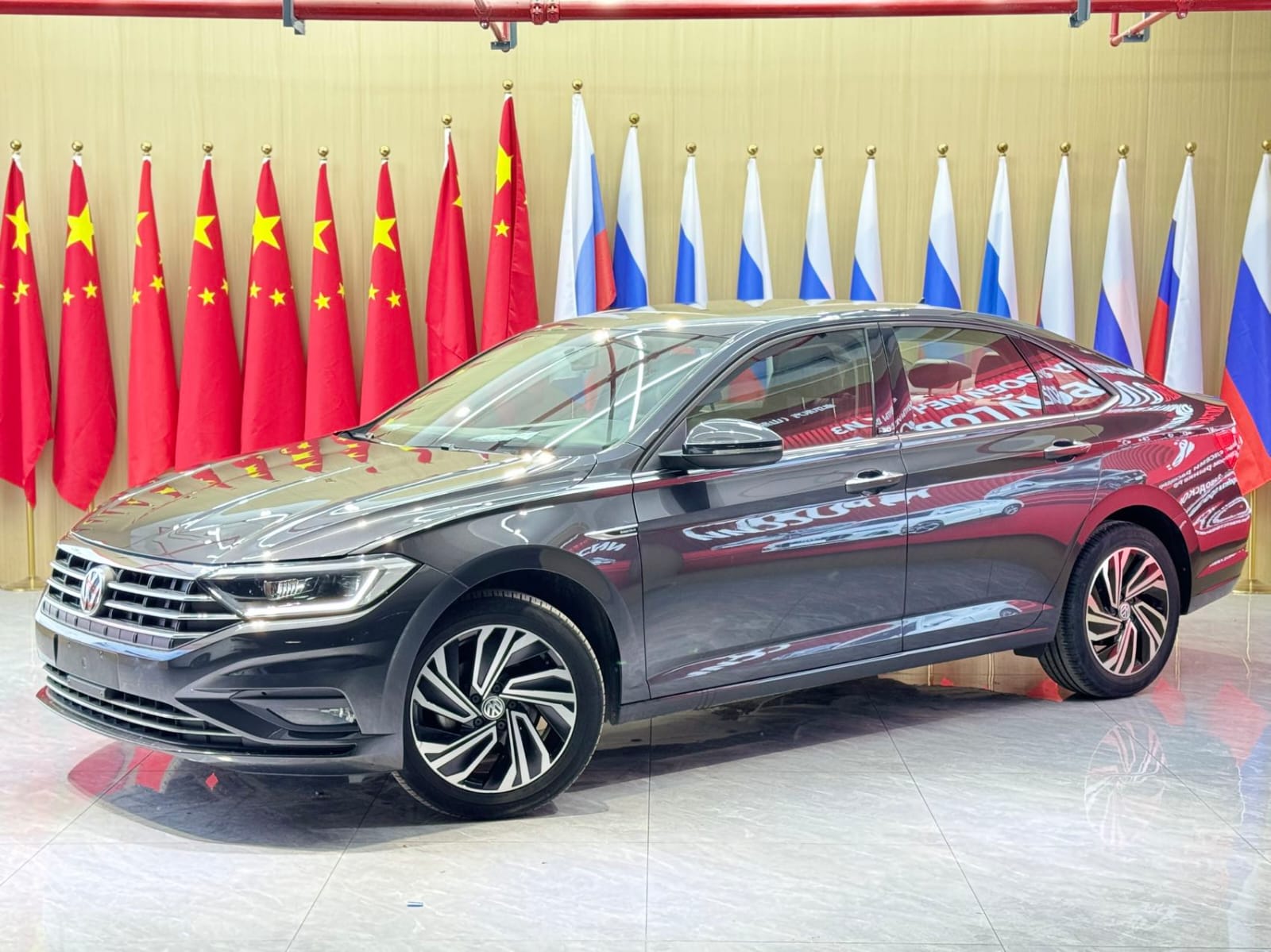 Volkswagen Sagitar 280TSI DSG Deluxe Intelligent Edition