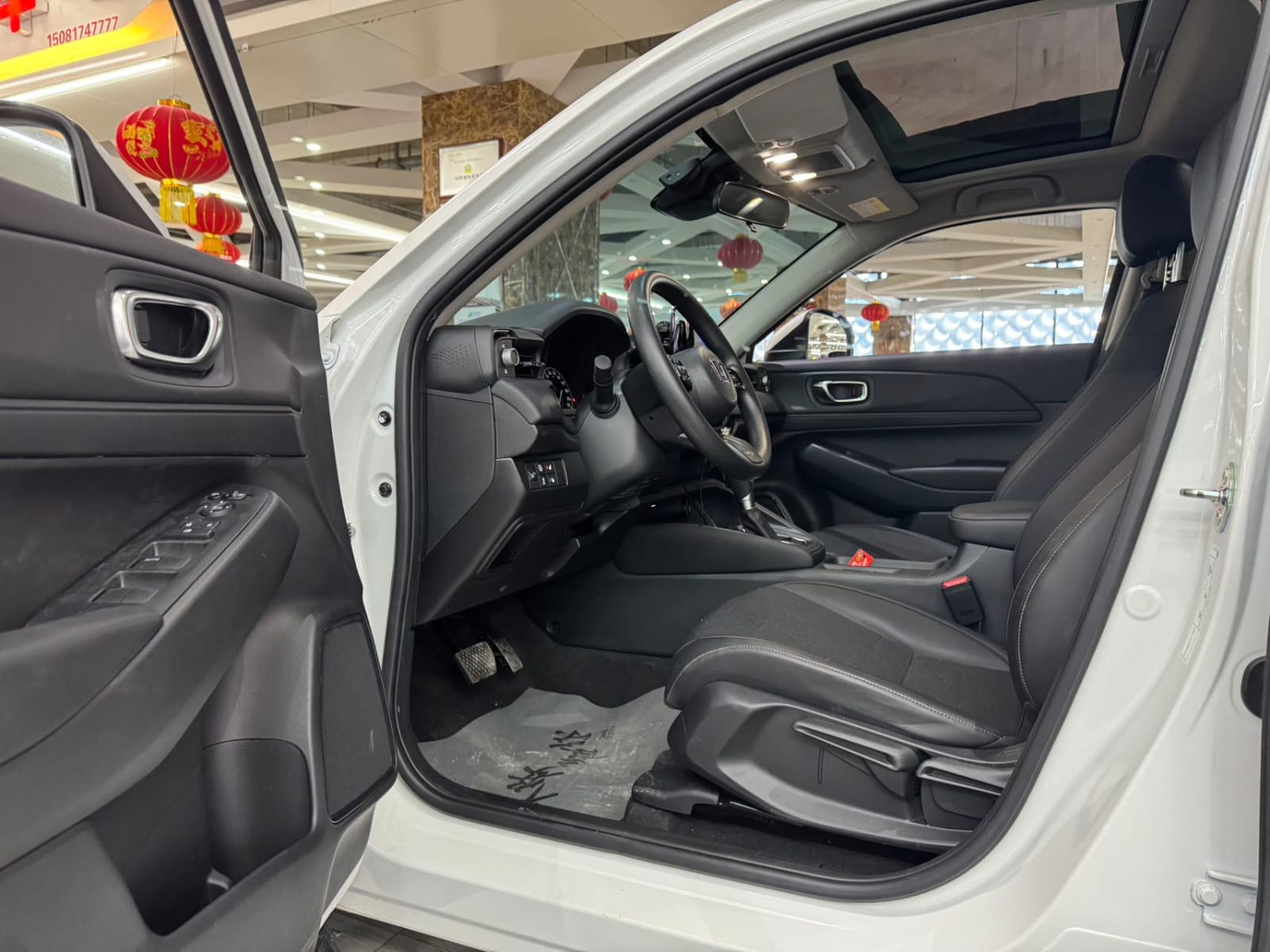 Honda Vezel 1.5L CVT Tech Edition