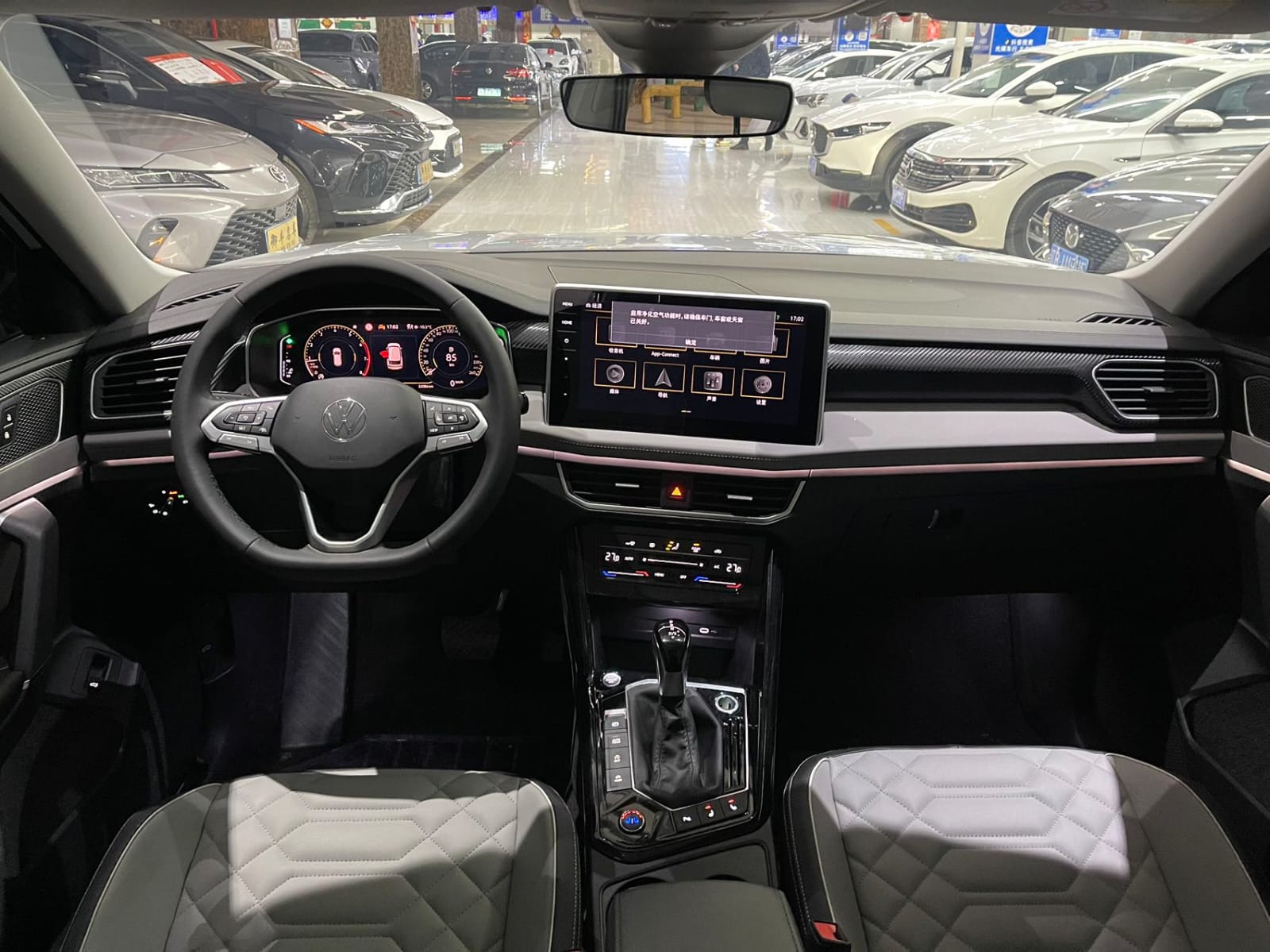 Volkswagen Tayron 280TSI Deluxe PLUS Premium Edition