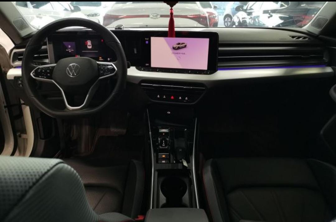 Volkswagen Lamando L 280TSI DSG Cool Hot Version