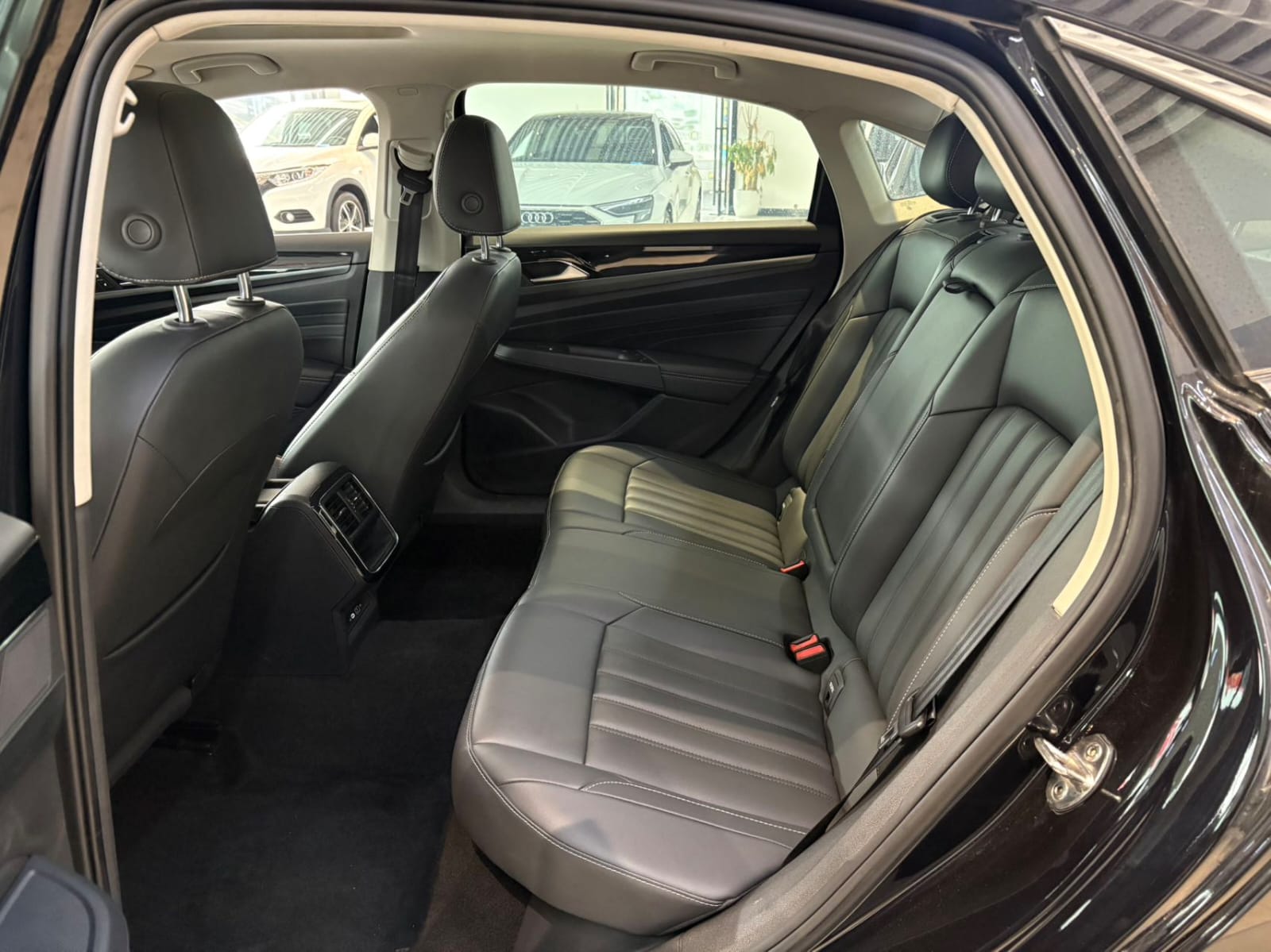 Volkswagen Passat 280TSI Elite Edition