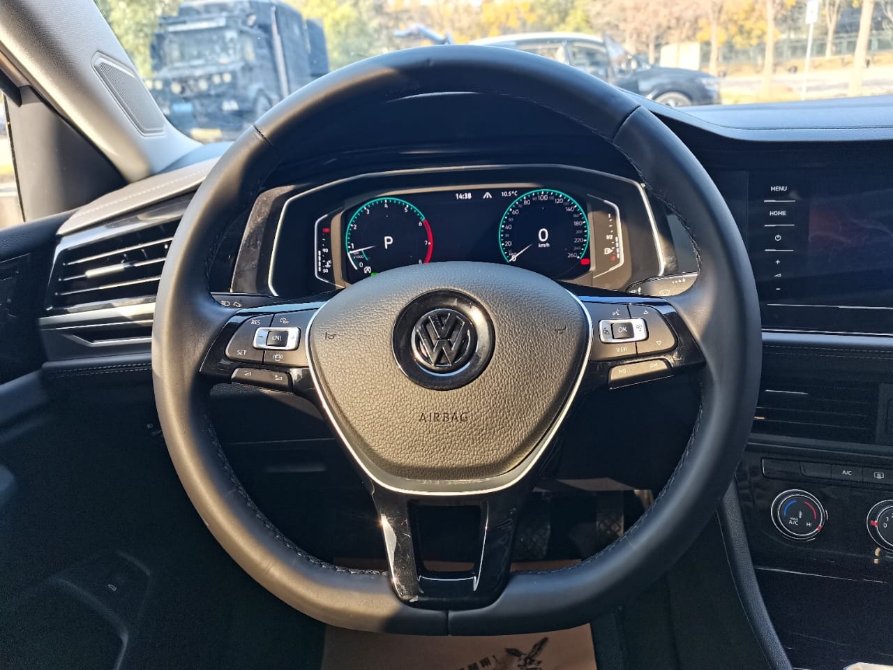 Volkswagen Sagitar 280TSI DSG Oversight Edition