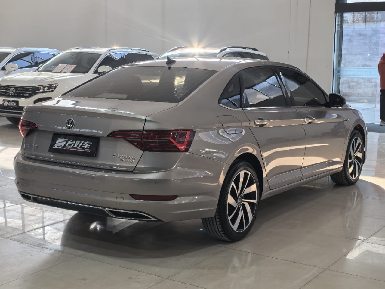 Volkswagen Sagitar 280TSI DSG Premium Edition