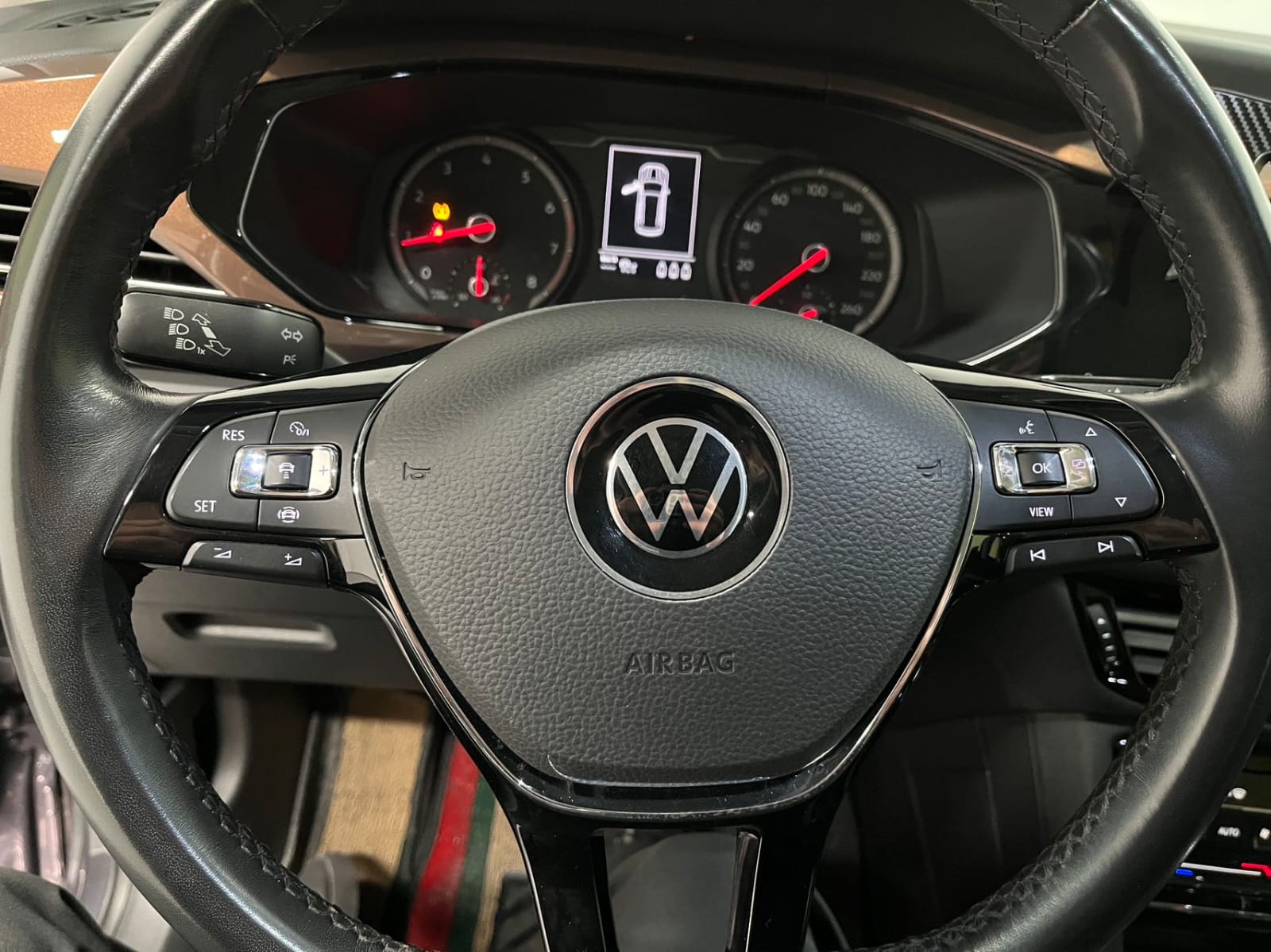 Volkswagen Tharu 280TSI Deluxe Edition PLUS