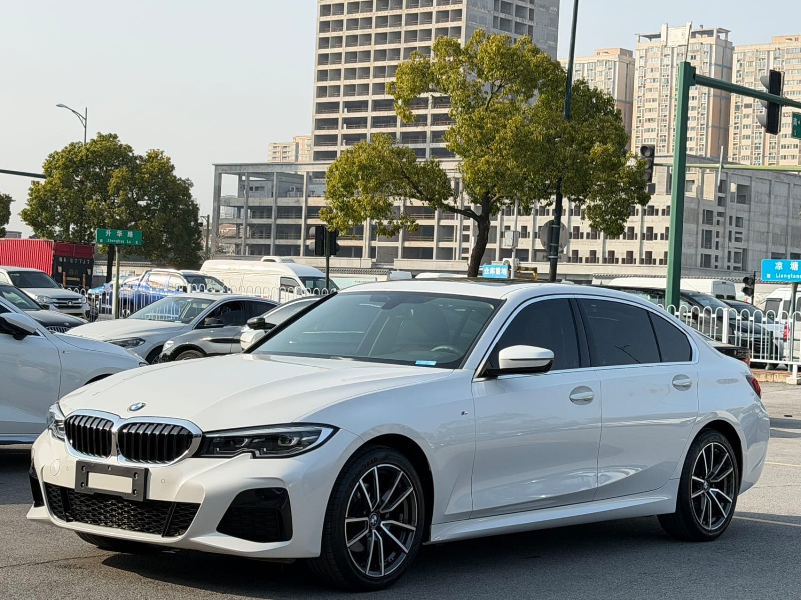 BMW 3 Series 320Li M Sport Suite