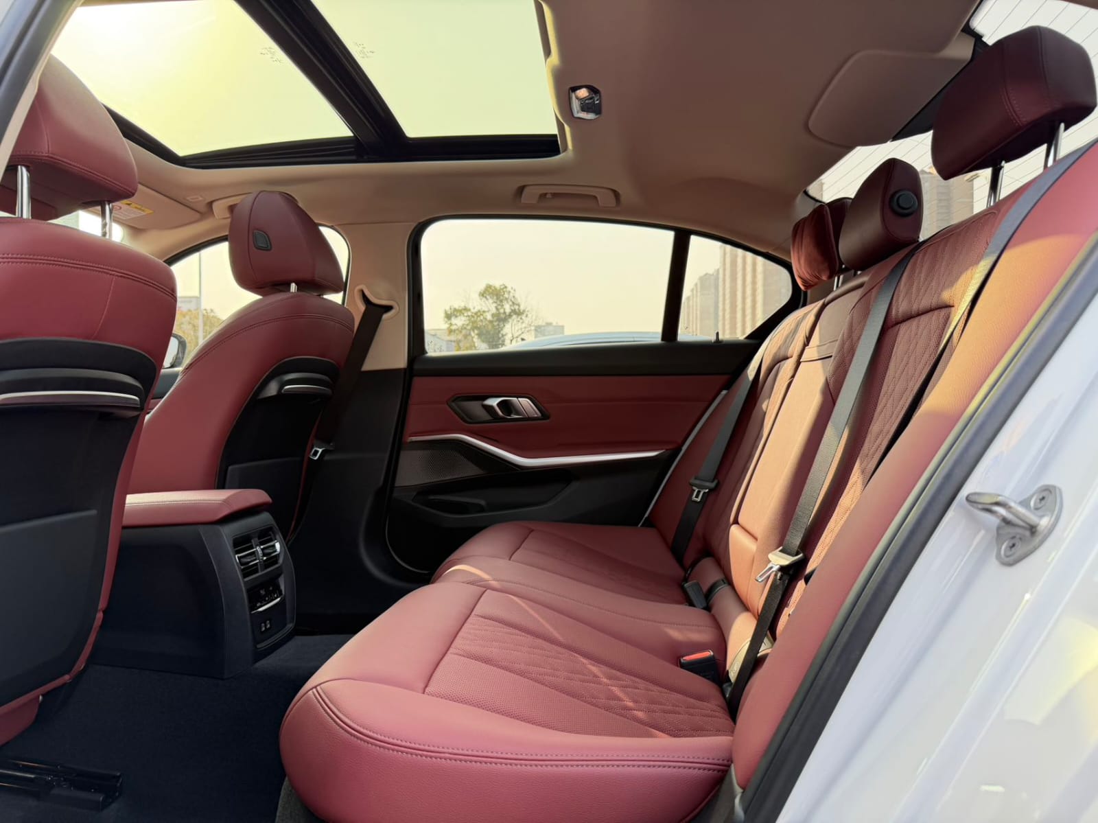 BMW 3 Series 320Li M Sport Suite