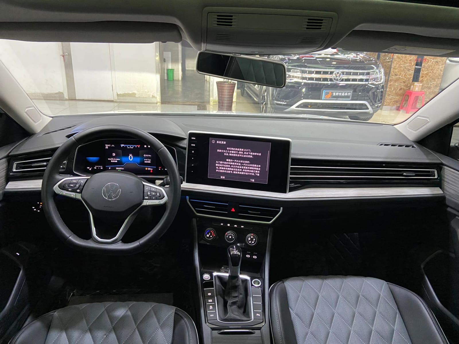 Volkswagen Sagitar 280TSI DSG Overpass Lite Edition