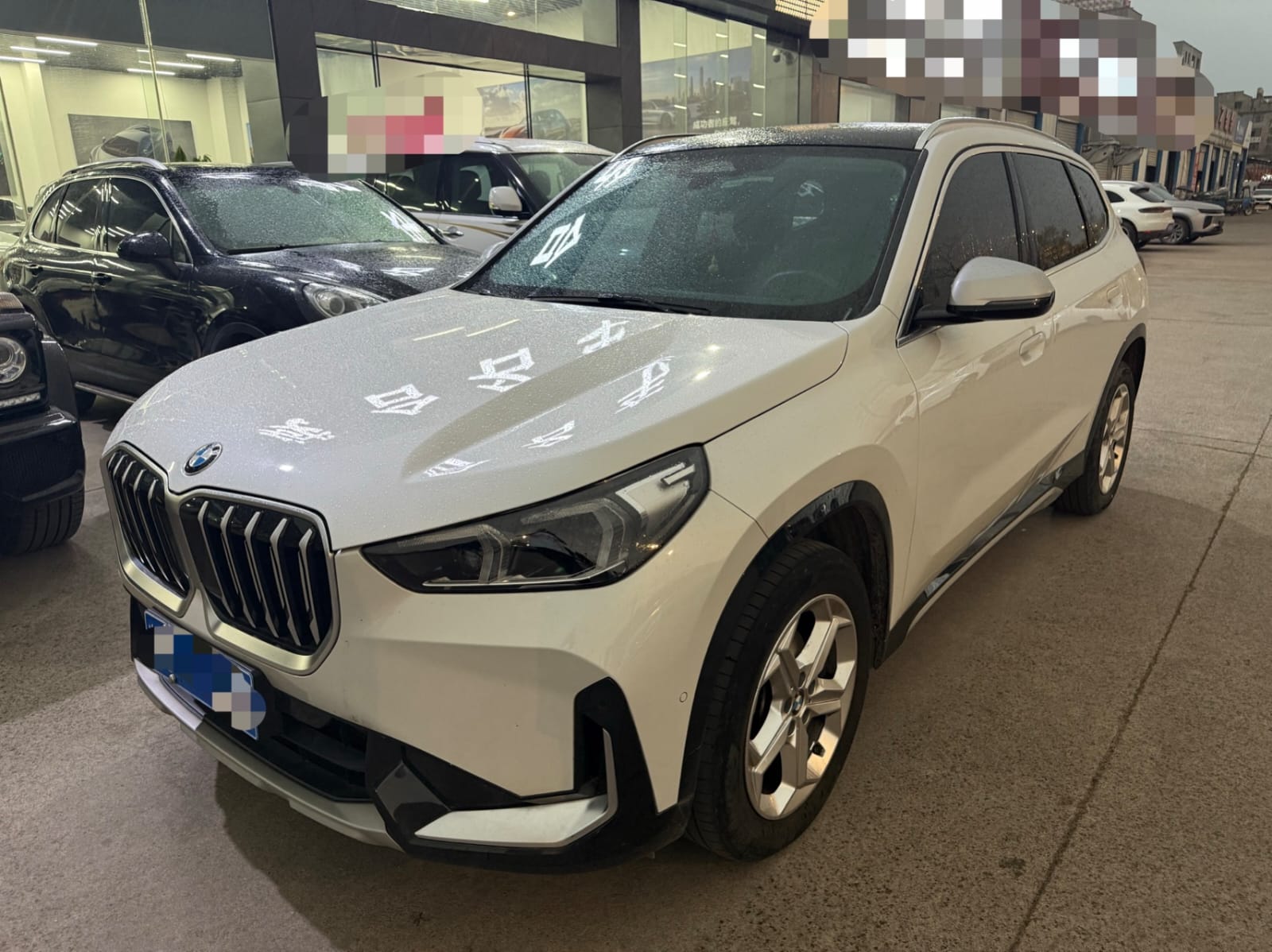 BMW X1 sDrive20Li X Design Package