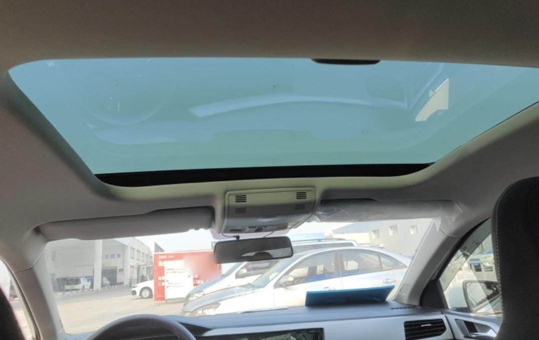 Volkswagen Polo Plus 1.5L Auto Panorama Edition