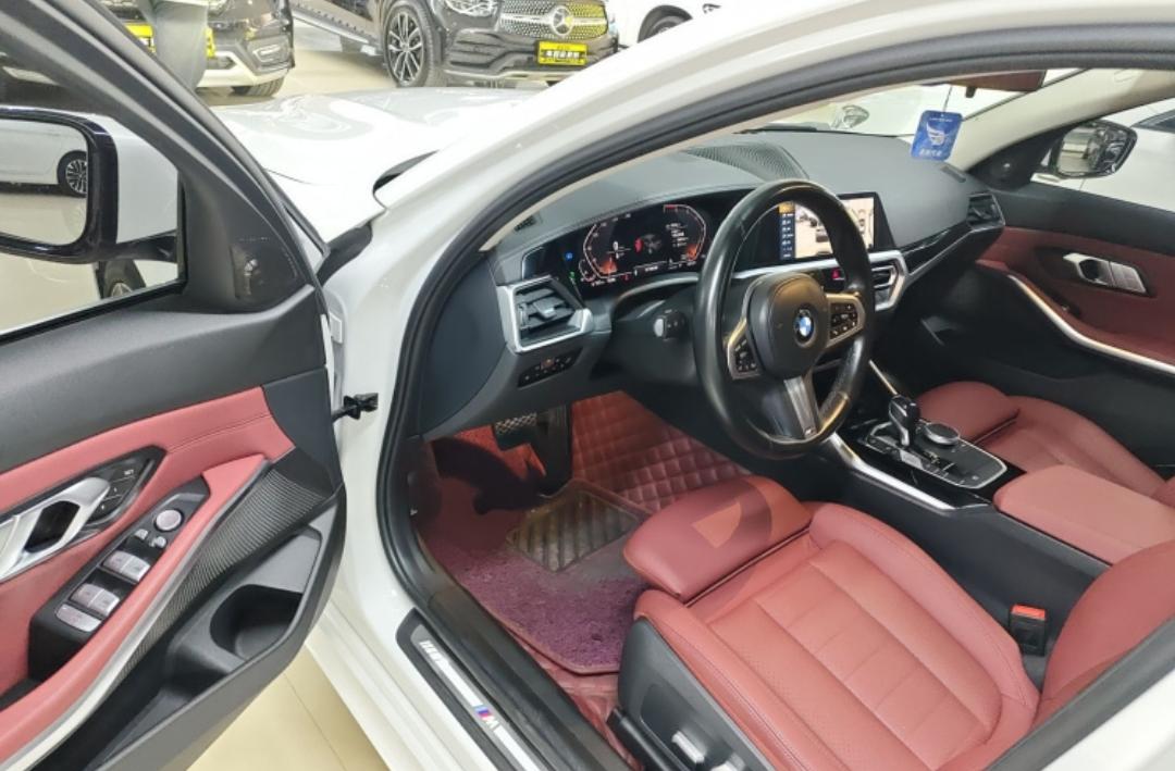 BMW 3 Series 320Li M Sport Suite