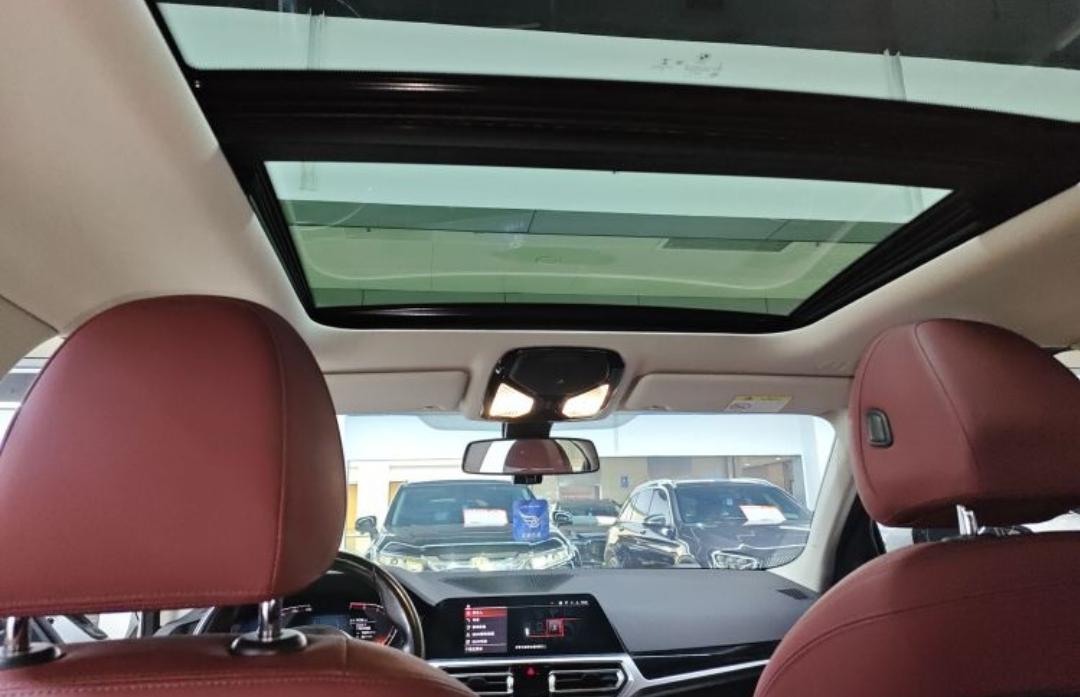 BMW 3 Series 320Li M Sport Suite