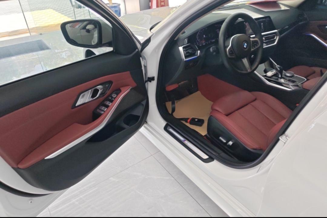 BMW 3 Series 320Li M Sport Suite