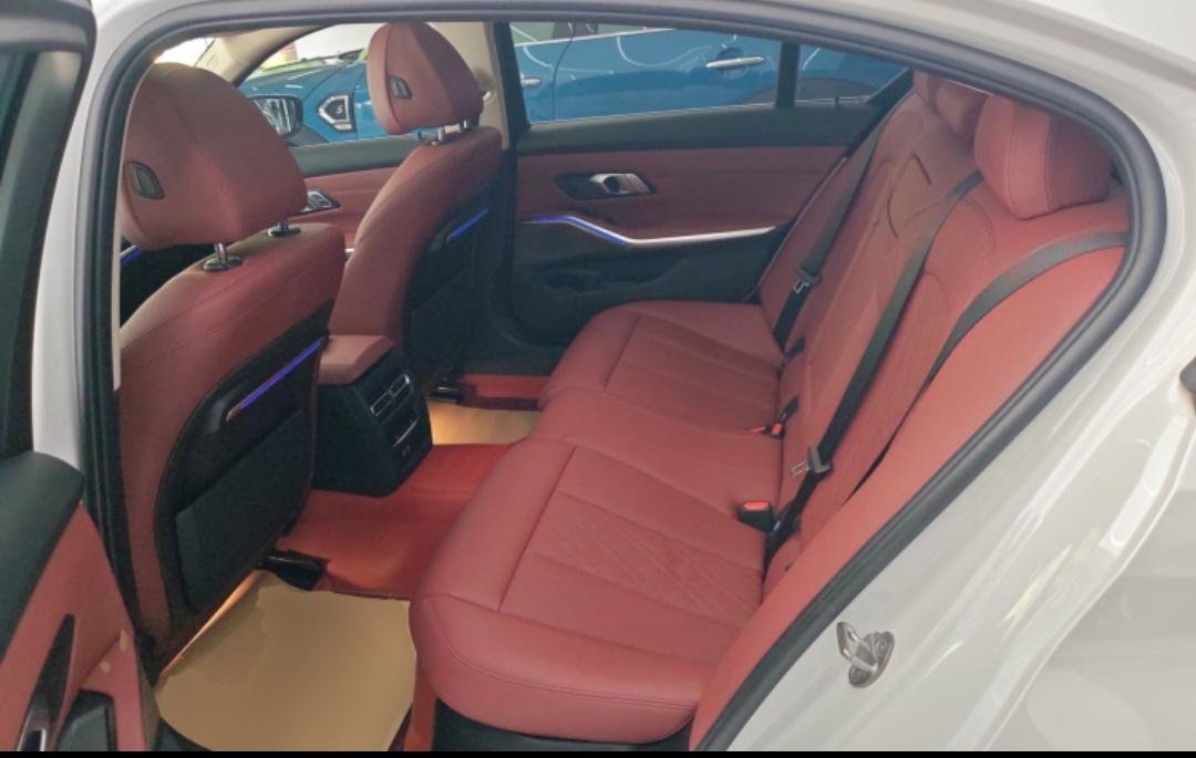 BMW 3 Series 320Li M Sport Suite