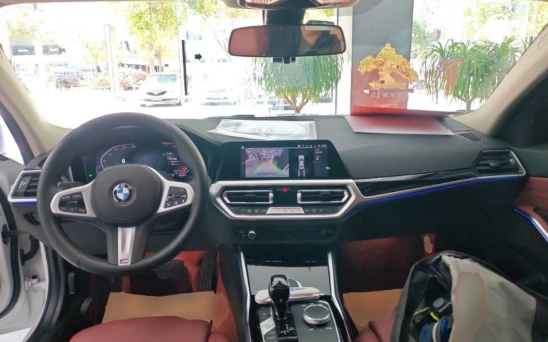 BMW 3 Series 320Li M Sport Suite