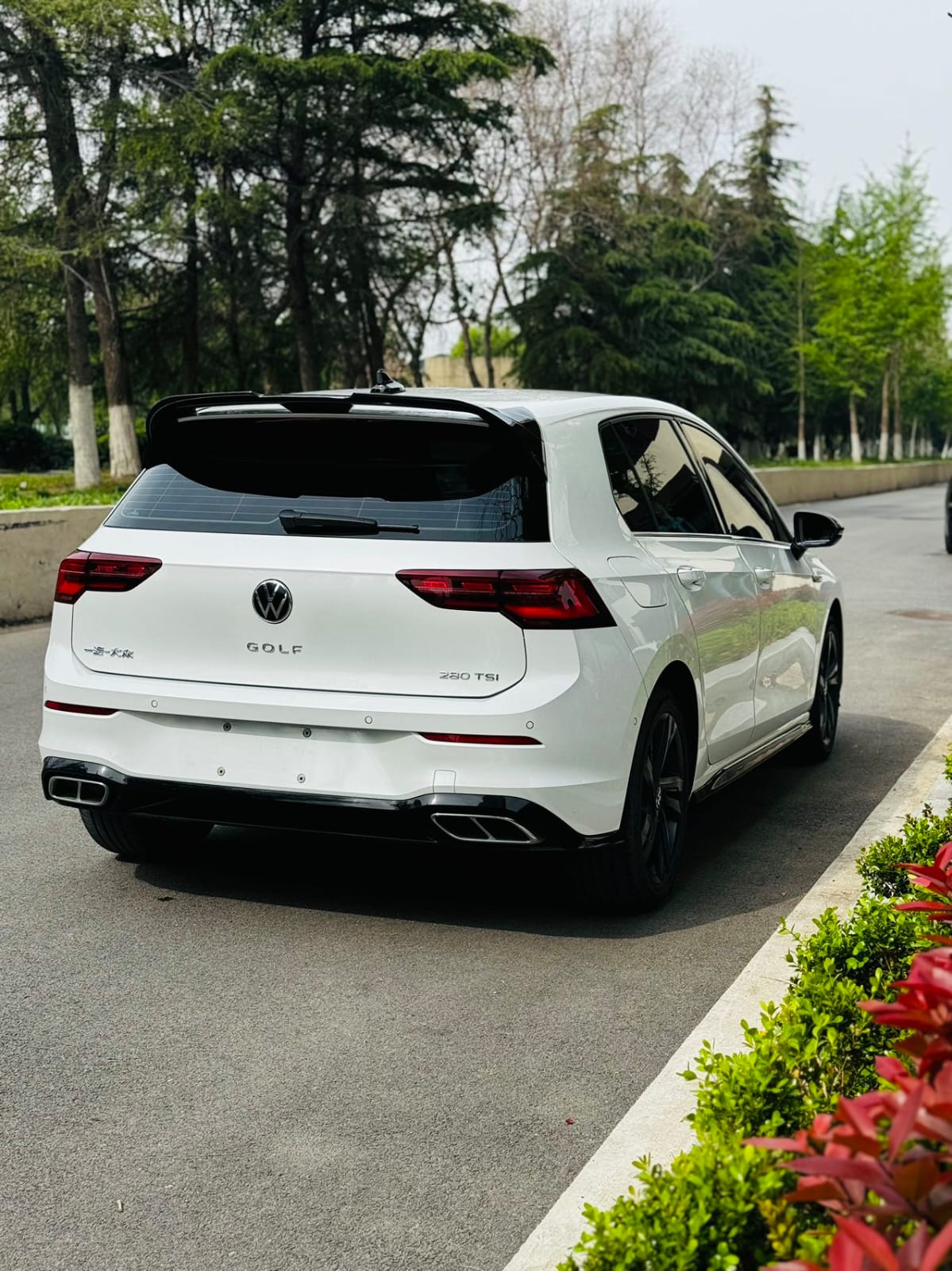 Volkswagen Golf R-Line