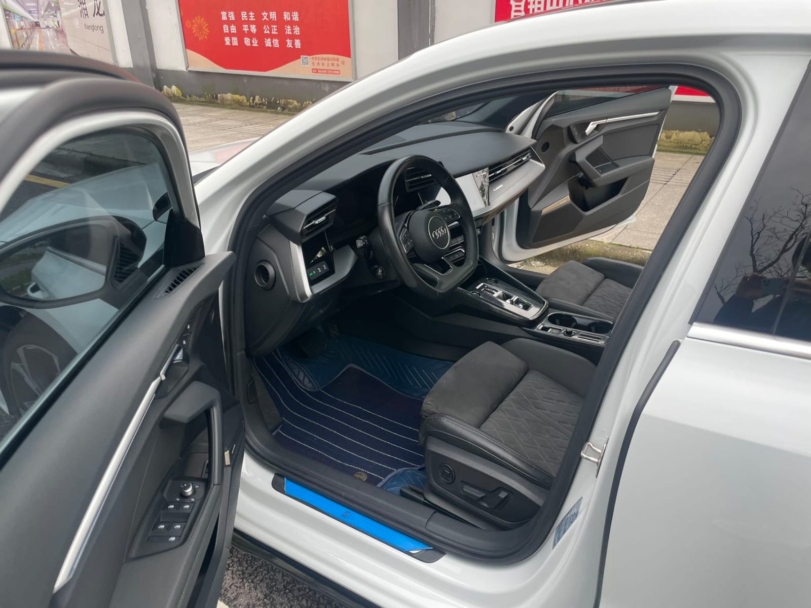 Audi A3L Limousine 35 TFSI Luxury Sport