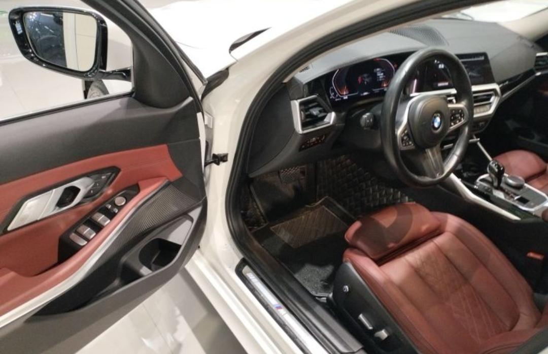 BMW 3 Series 320Li M Sport Suite