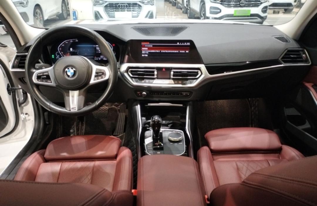 BMW 3 Series 320Li M Sport Suite