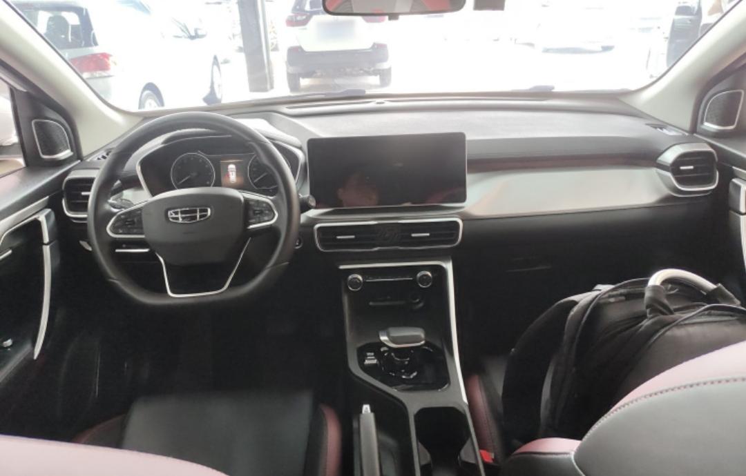 Geely Coolray 1.4T DCT Platinum Edition