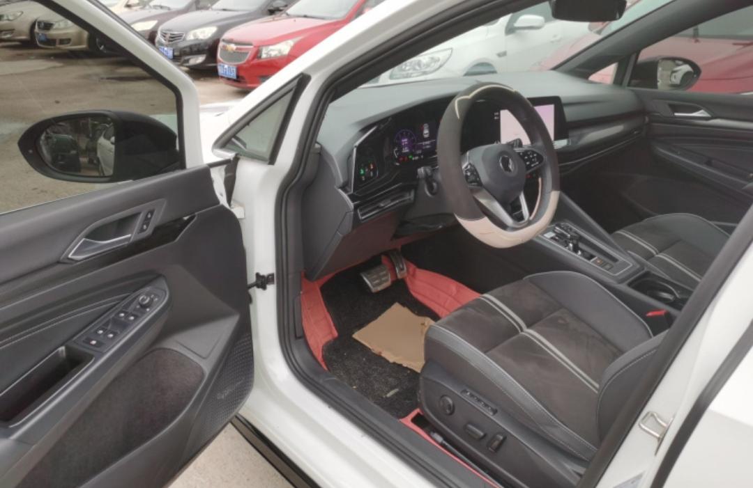 Volkswagen Golf 280TSI DSG R-Line Lite