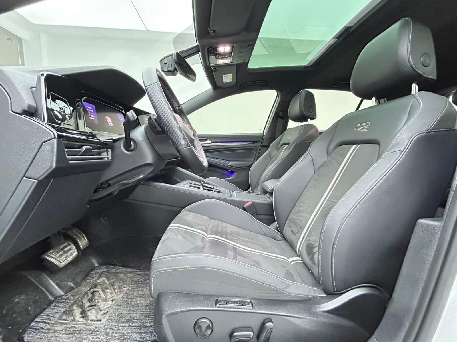 Volkswagen Golf 280TSI DSG R-Line Lite