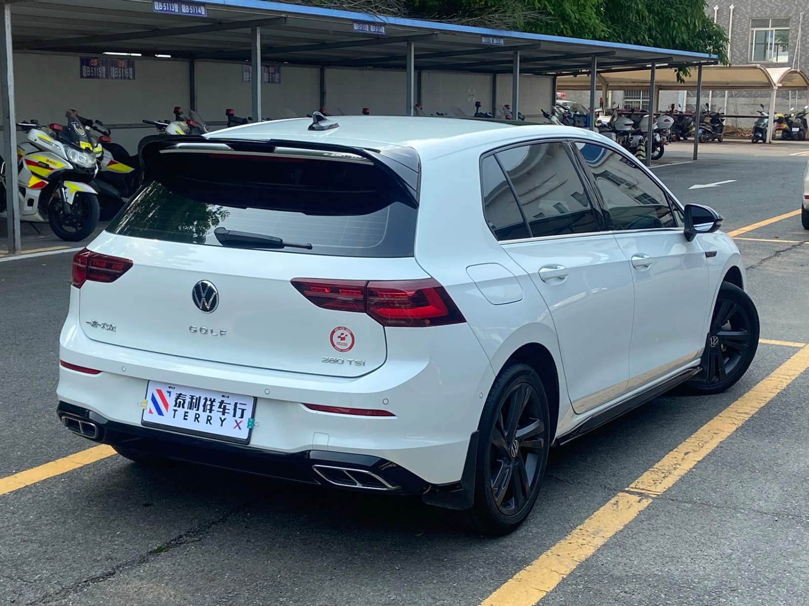 Volkswagen Golf 280TSI DSG R-Line Lite