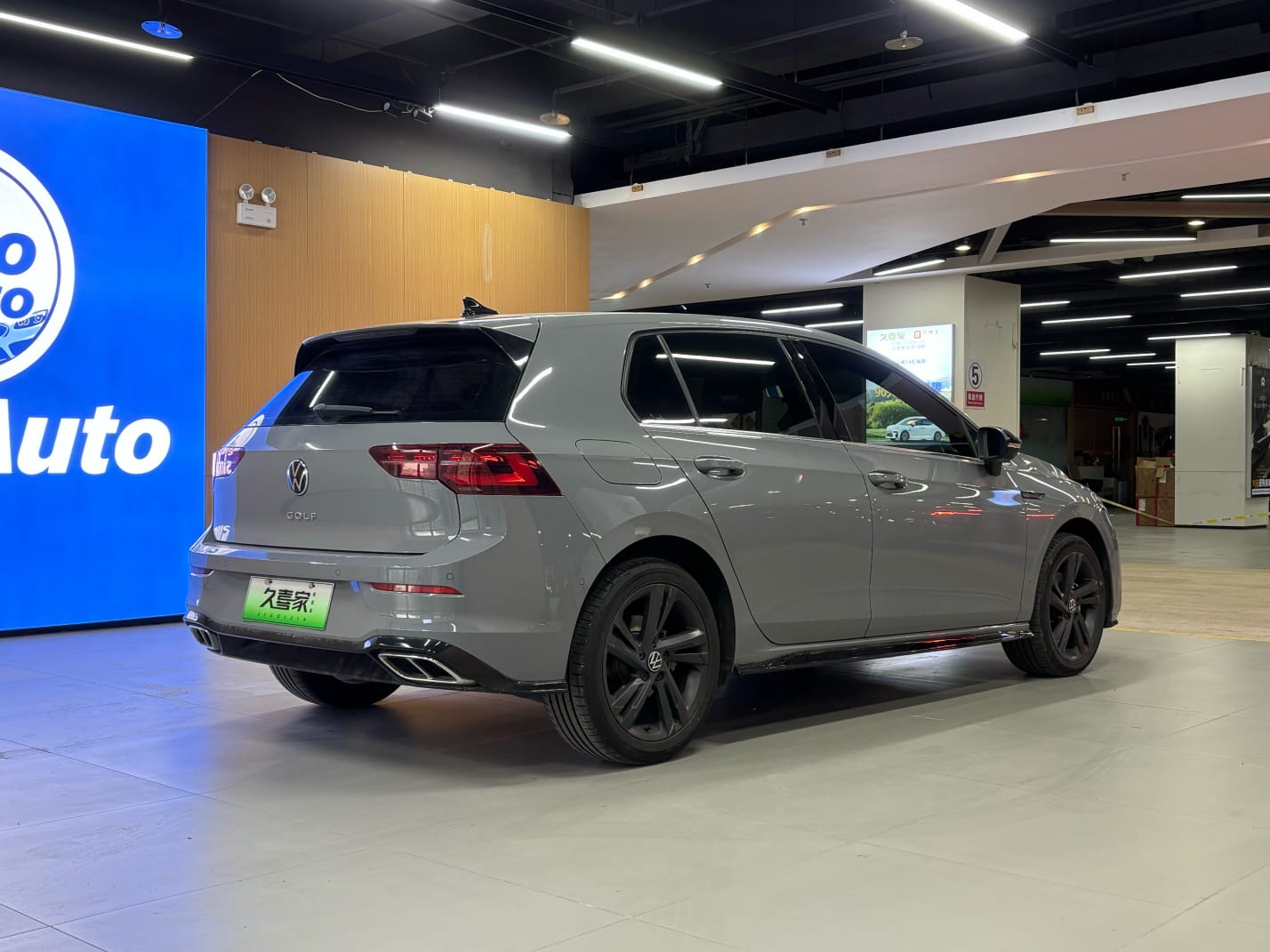 Volkswagen Golf 280TSI DSG R-Line