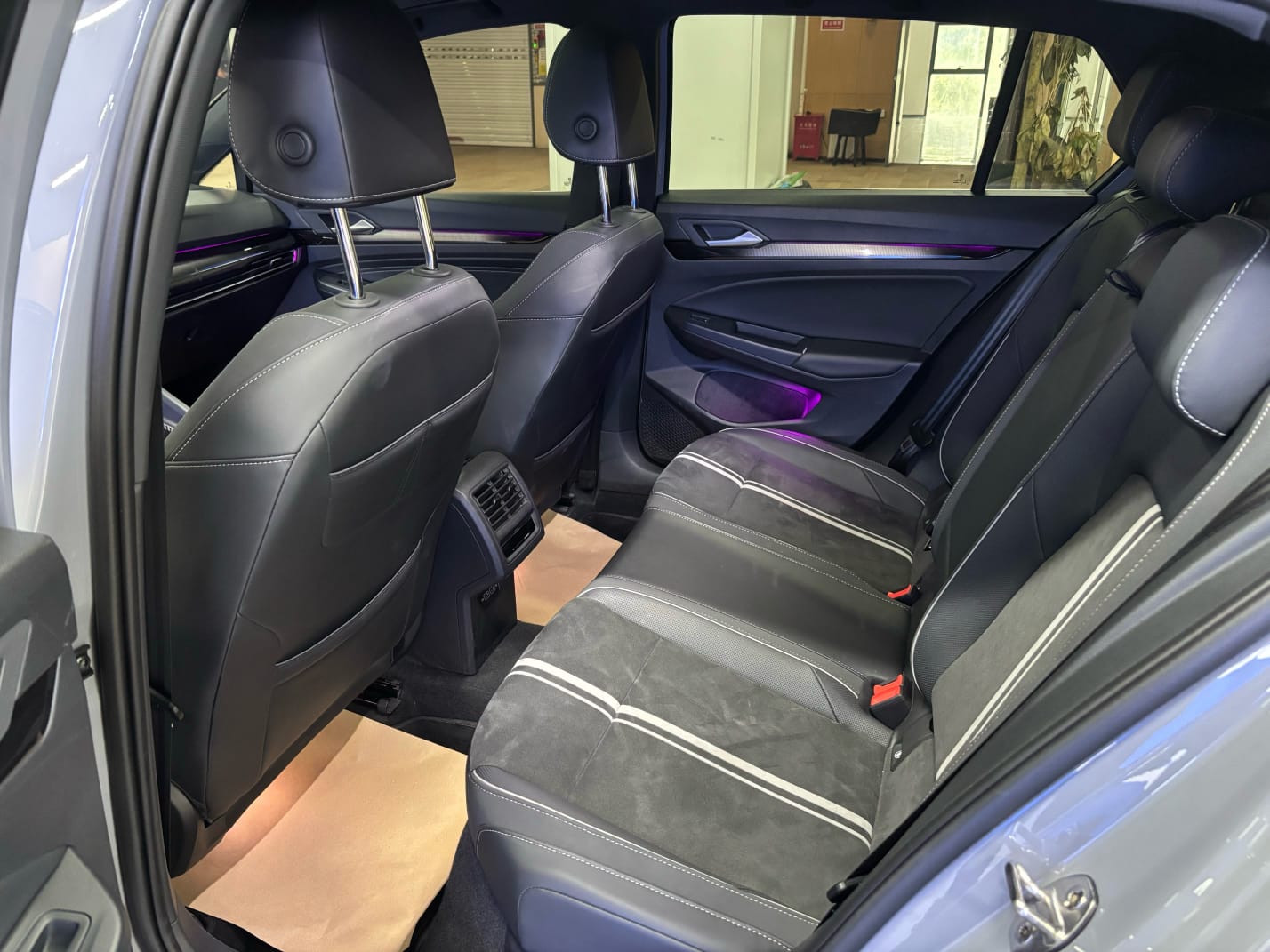 Volkswagen Golf 280TSI DSG R-Line