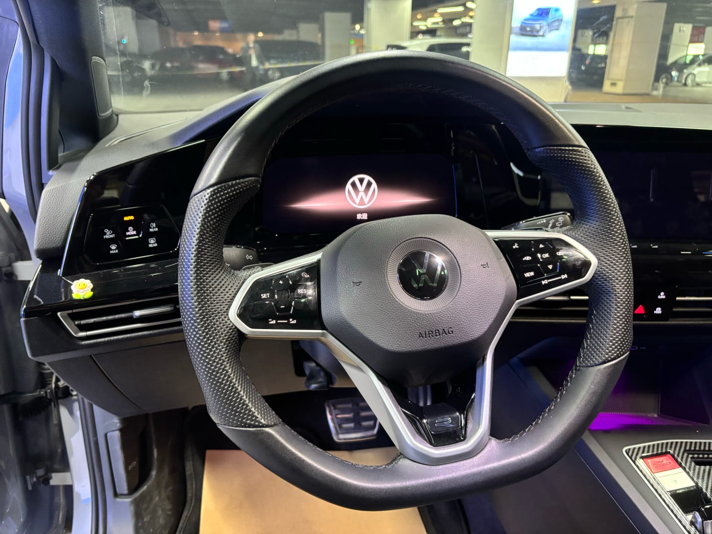 Volkswagen Golf 280TSI DSG R-Line