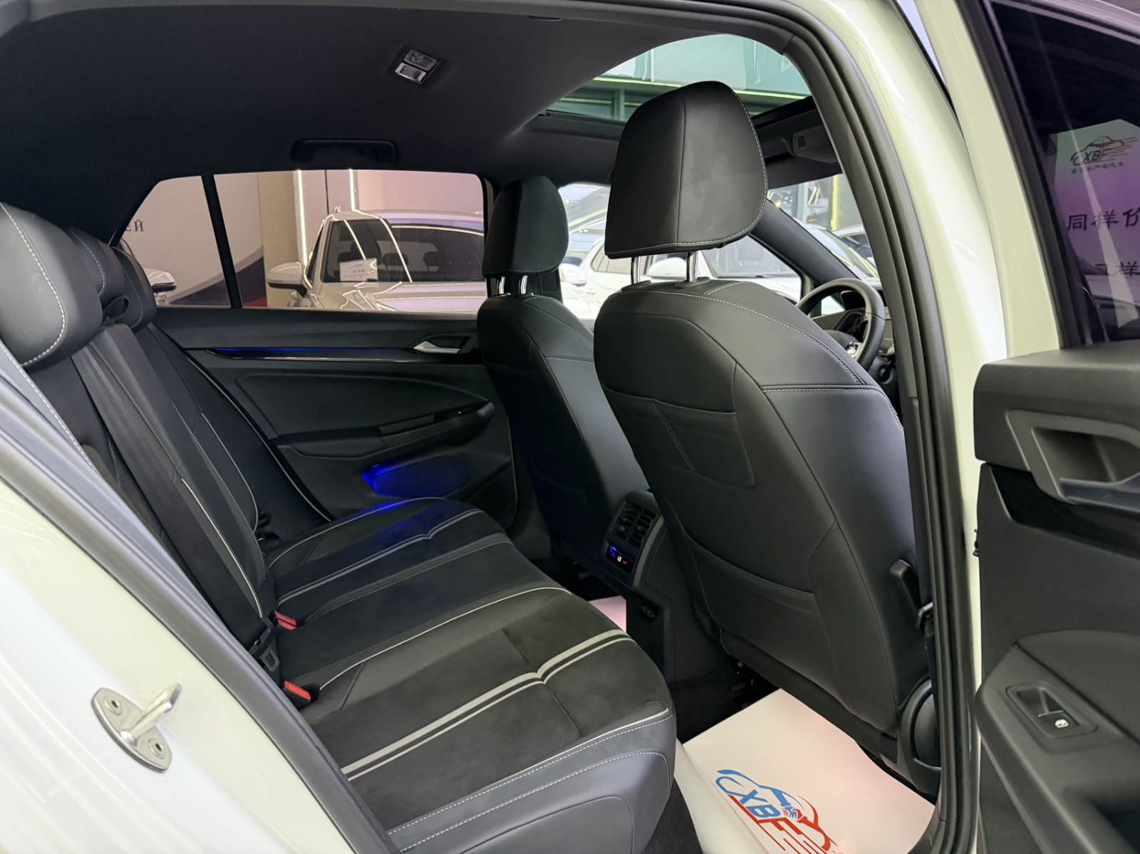 Volkswagen Golf 280TSI DSG R-Line