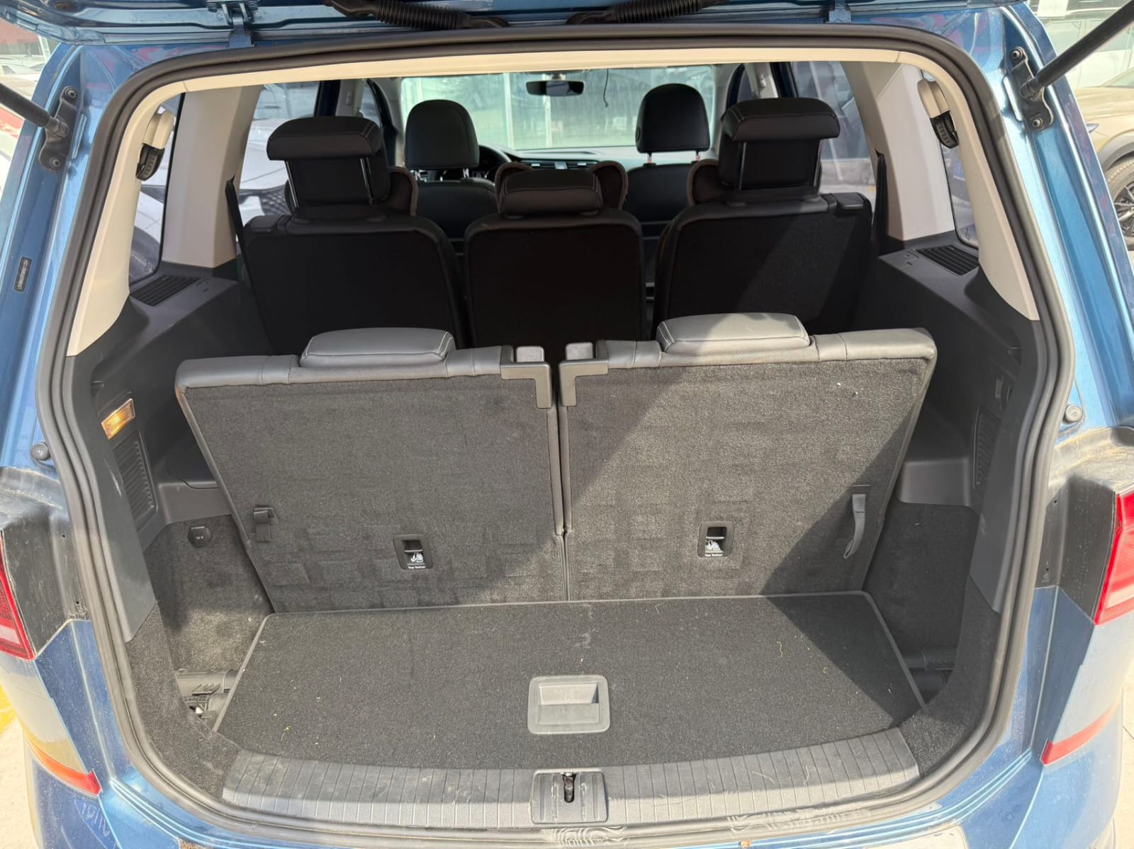 Volkswagen Touran L 280TSI DSG Extended Edition 7 мест