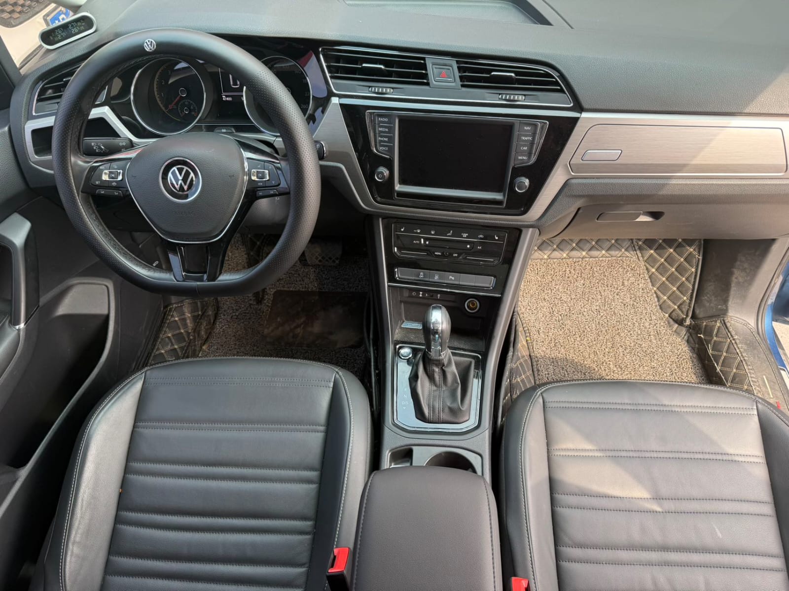 Volkswagen Touran L 280TSI DSG Extended Edition 7 мест